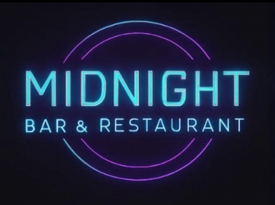 MIDNIGHT BAR (IPOH)