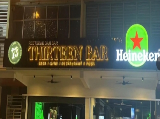 THIRTEEN BAR (KLANG)