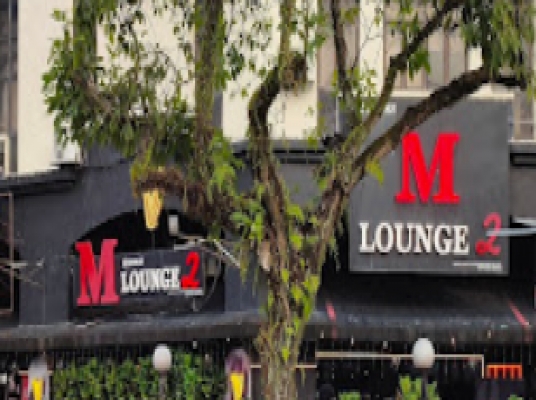 M LOUNGE (KUCHAI)