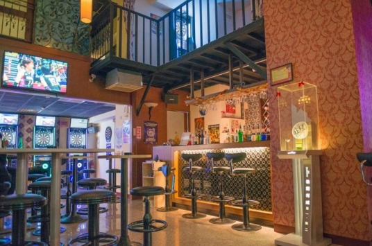 SF飛鏢概念餐酒館~Phoenix Dart 13高雄前鎮旗艦13店