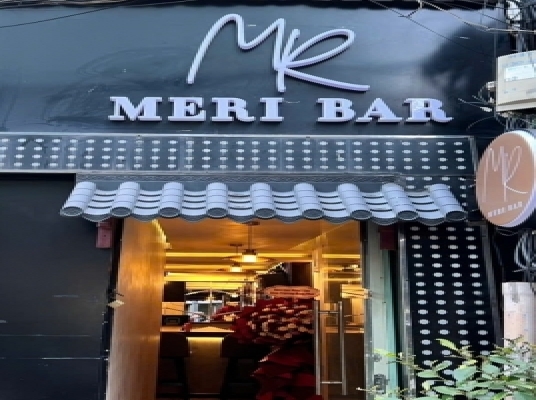 [HCM] MERI BAR